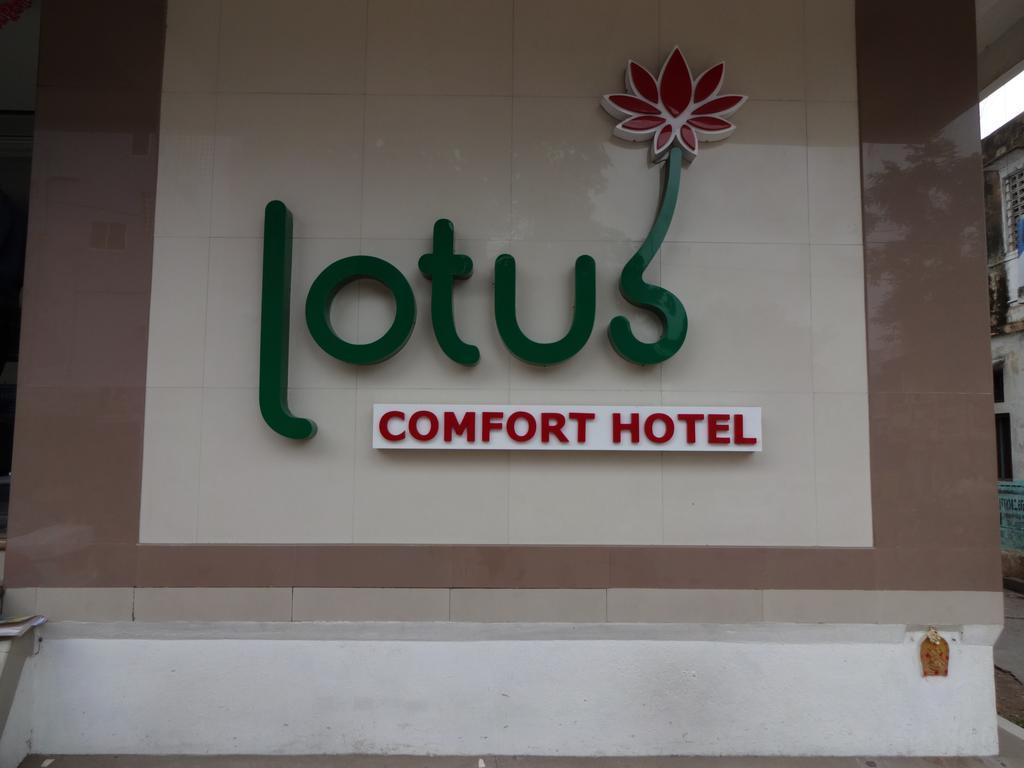 Lotus Comfort - A Pondy Hotel Pondicherry Bagian luar foto