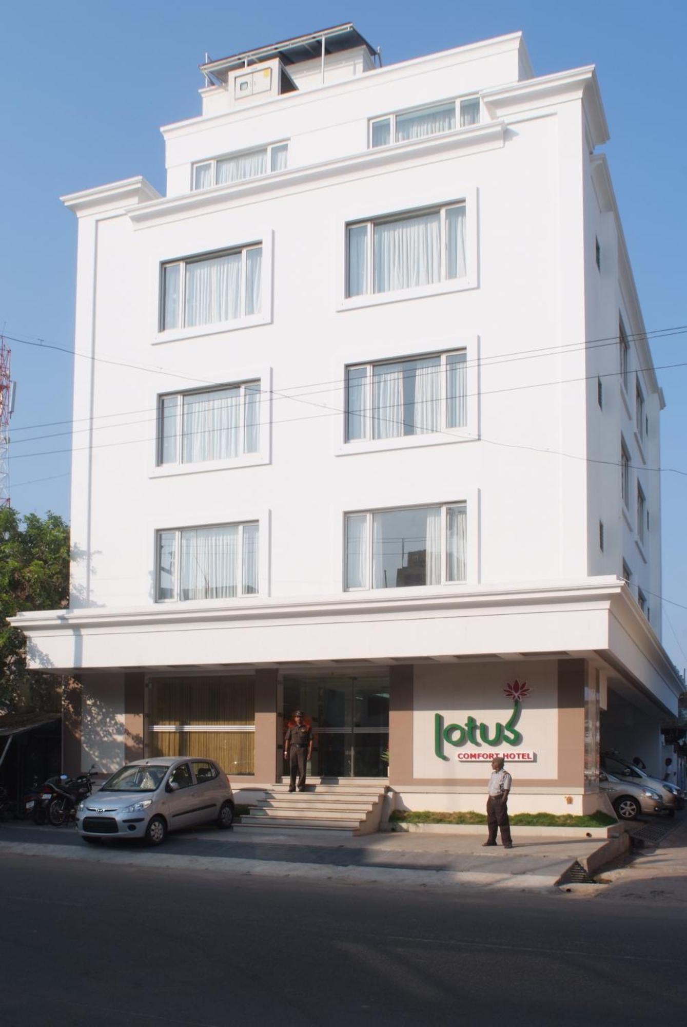 Lotus Comfort - A Pondy Hotel Pondicherry Bagian luar foto